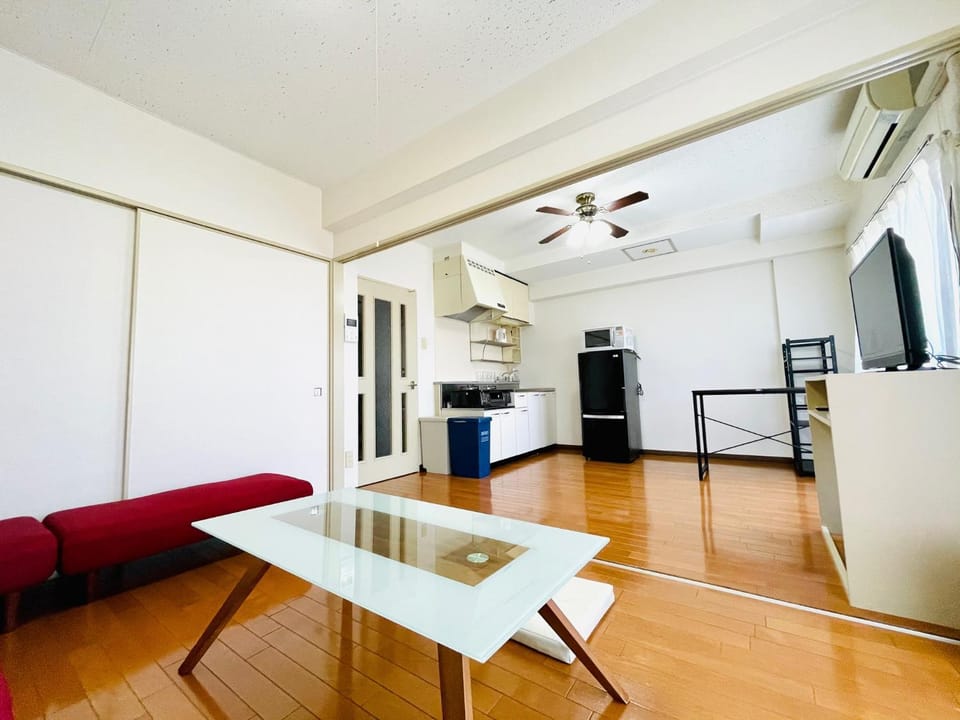 Living room, Diving