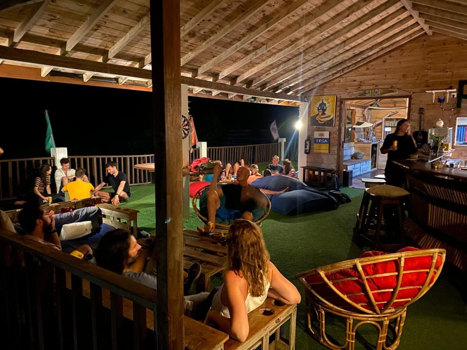 Night, People, Nightclub / DJ, Evening entertainment, group of guests