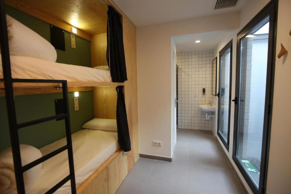 VTZ The Botanic Hostel Hostel in Zaragoza
