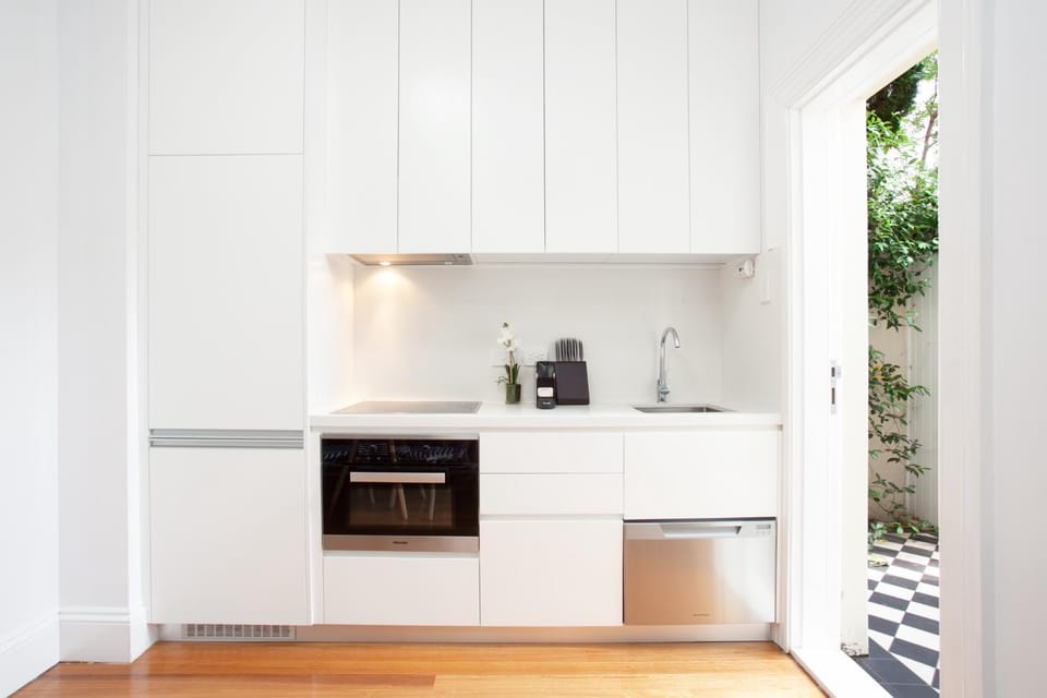 Bright and Beautiful Studio in Quiet Neighbourhood Apartment in Marrickville