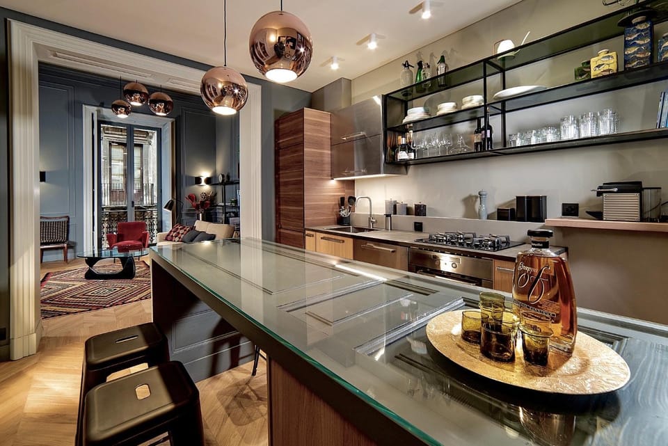 Dining area, kitchen