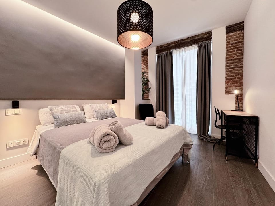 Apartamentos DUKE Apartment in Valladolid