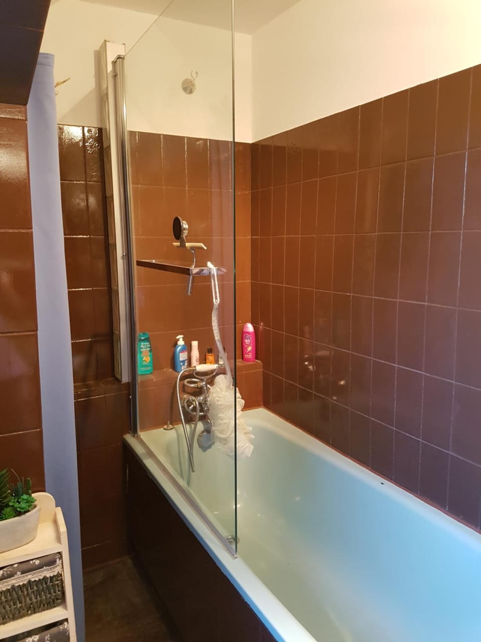 Bathroom, Bath