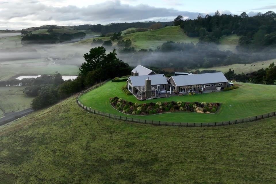 Kauri Glen BnB Bed and Breakfast in Te Arai