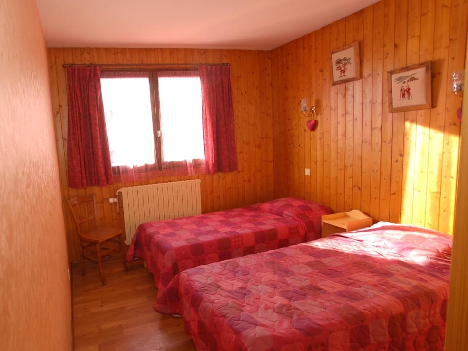 Appartement chaleureux 8 pers avec cheminée, proche pistes ski et navette gratuite - FR-1-467-43 Apartment in Le Grand-Bornand