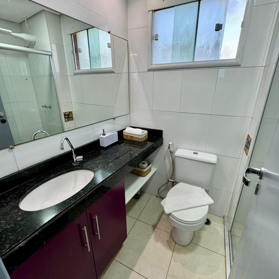 Shower, Bathroom, towels