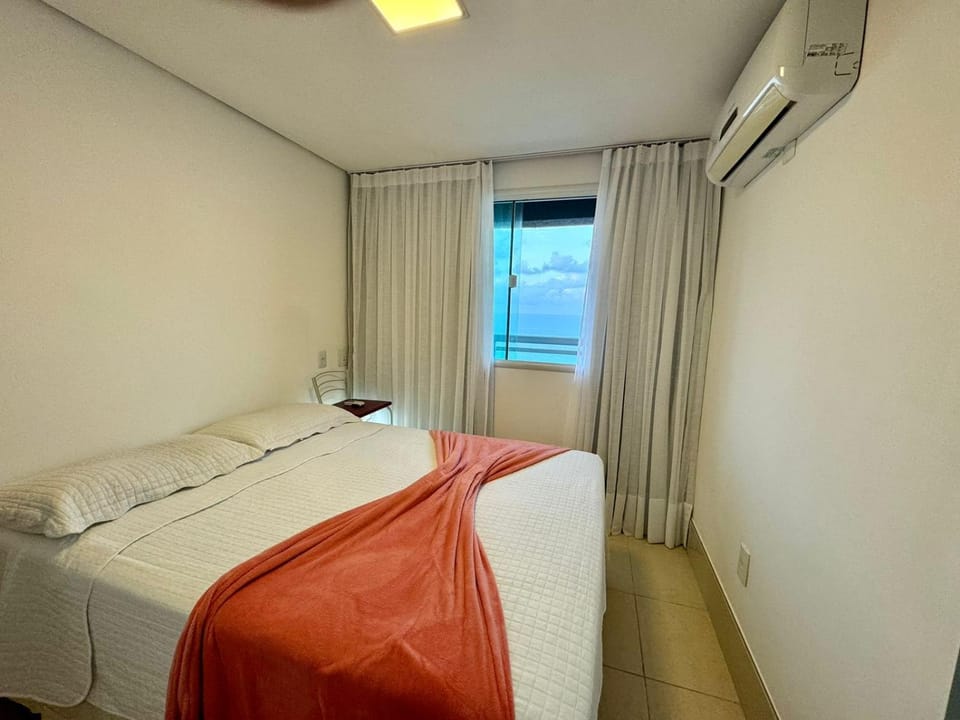 Bed, Photo of the whole room, air conditioner