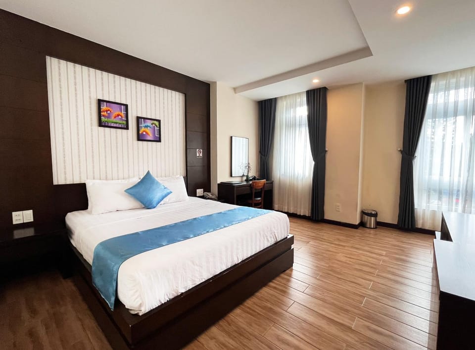 View (from property/room), Photo of the whole room