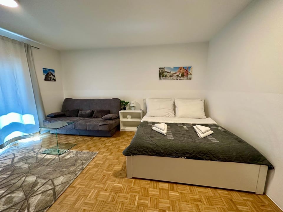 Living room, Bedroom