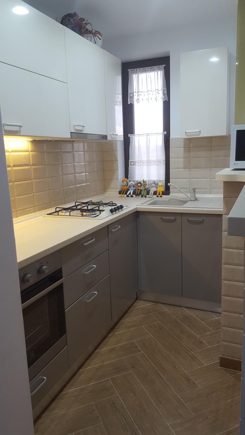Kitchen or kitchenette