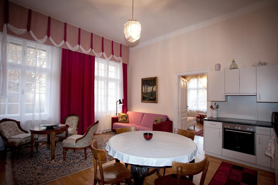 Villa Pazelt Top2 Apartment in Hungary