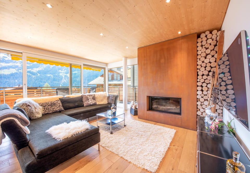 Communal lounge/ TV room, Living room