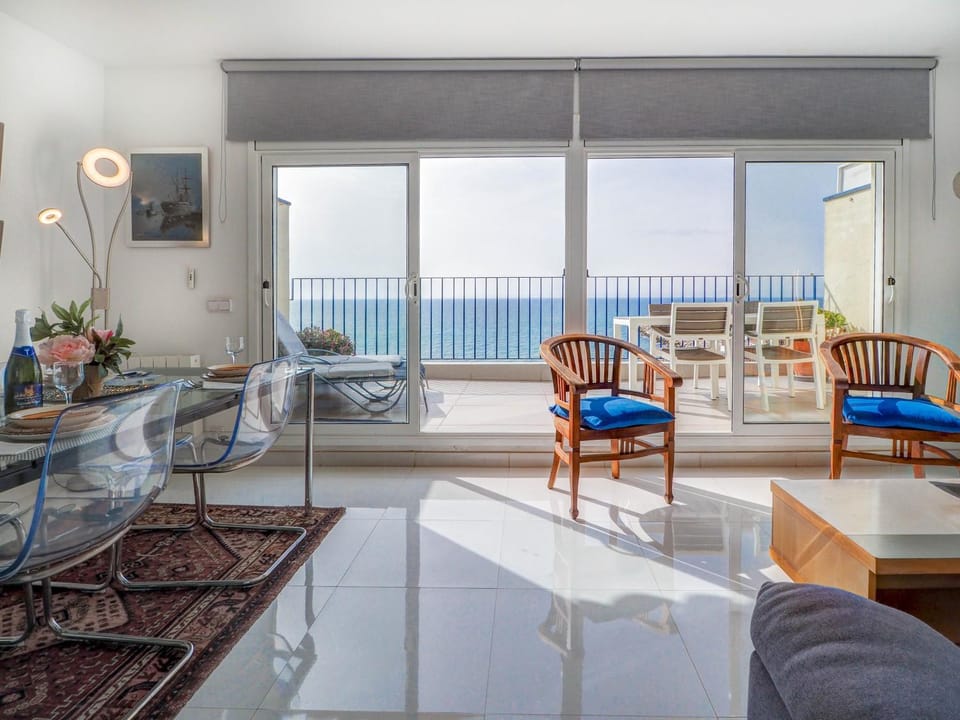Balcony/Terrace, Living room, Seating area, Sea view
