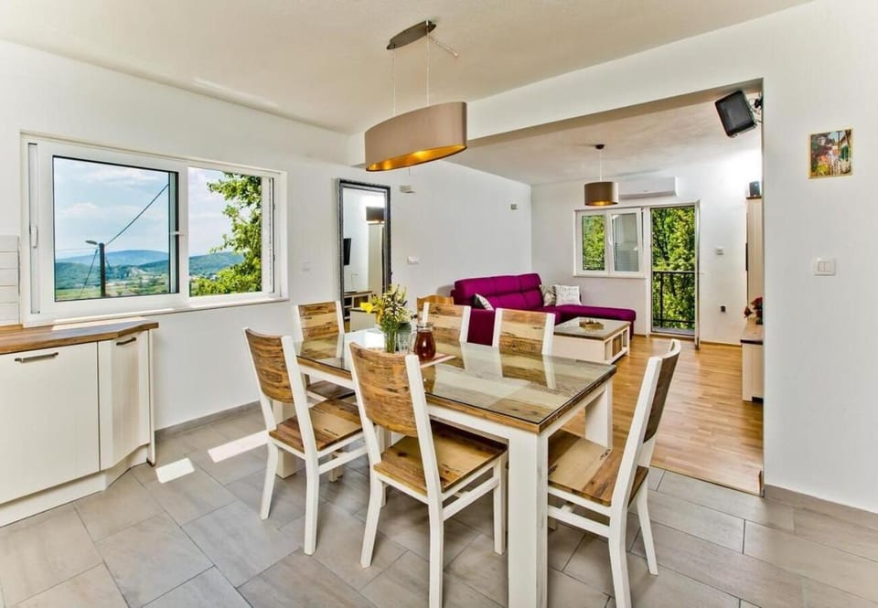 Other, Dining area