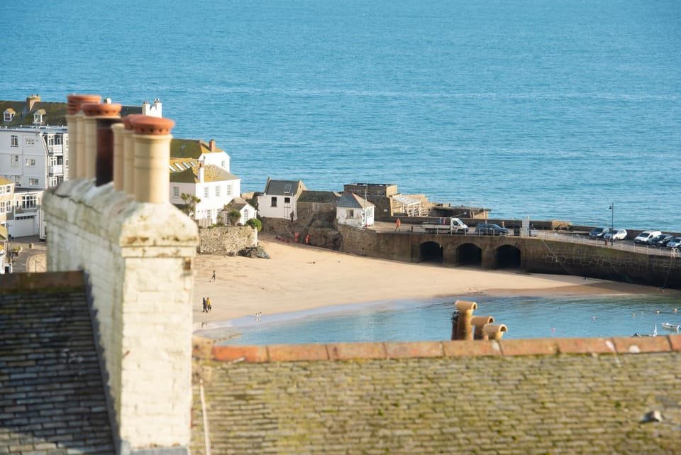 Nearby landmark, Sea view