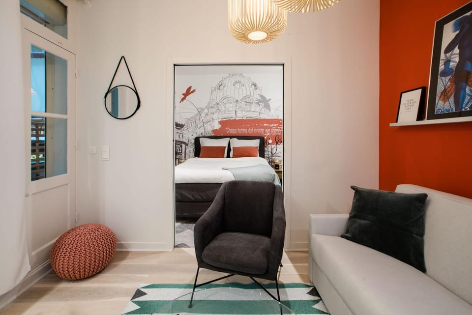 SUITE SARTRE : au cœur de la Rive Gauche, neuf, design, 2/4 personnes Apartment in Paris