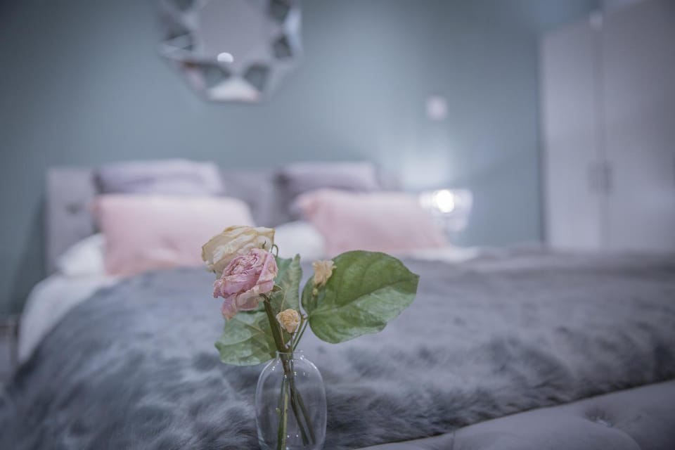 Decorative detail, Bedroom