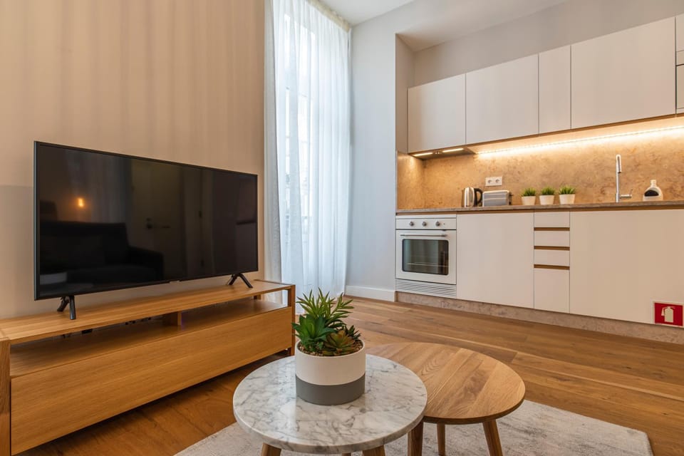 TV and multimedia, Kitchen or kitchenette