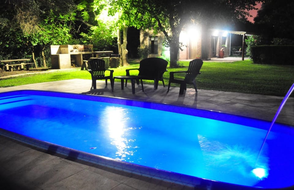 Swimming pool, Swimming pool