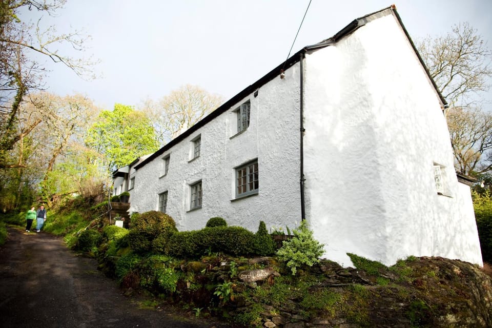 Spring Cottage B&B Bed and Breakfast in England
