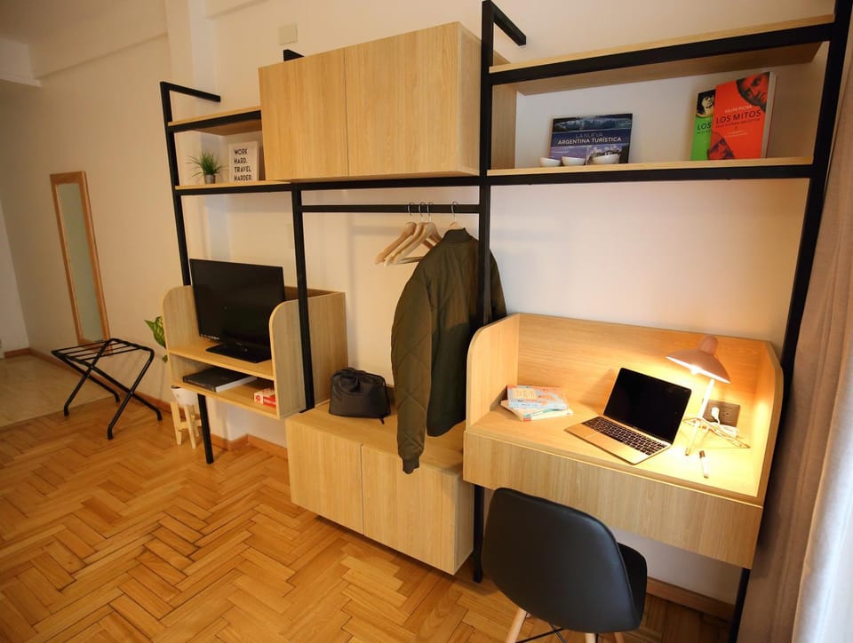 Photo of the whole room, Bedroom