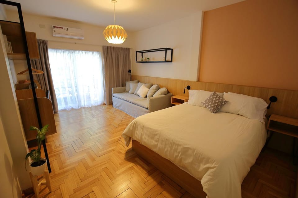 Photo of the whole room, Bedroom