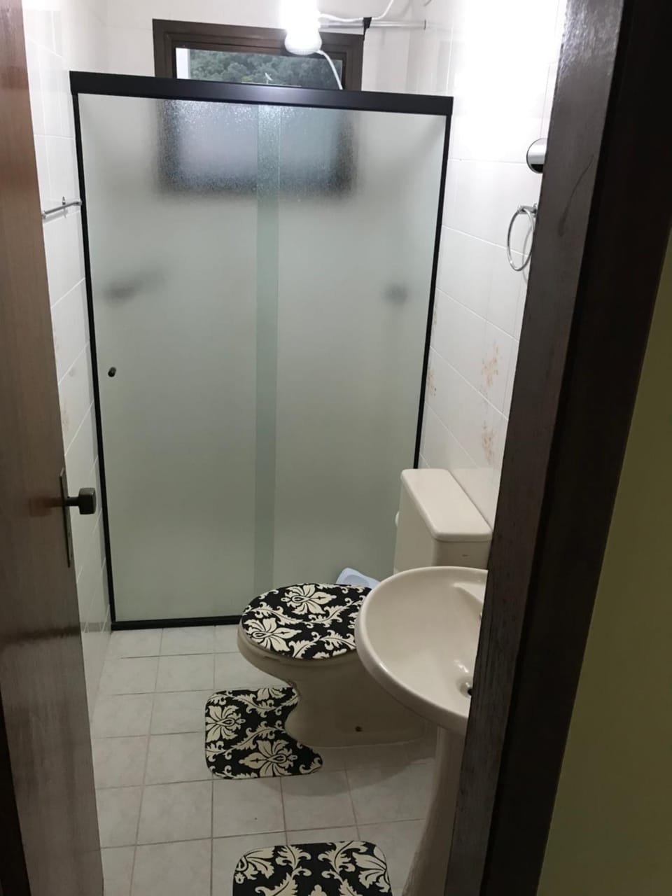 Edifício Piemontês - a 200 metros da Praia Grande Ubatuba SP Apartment in Ubatuba