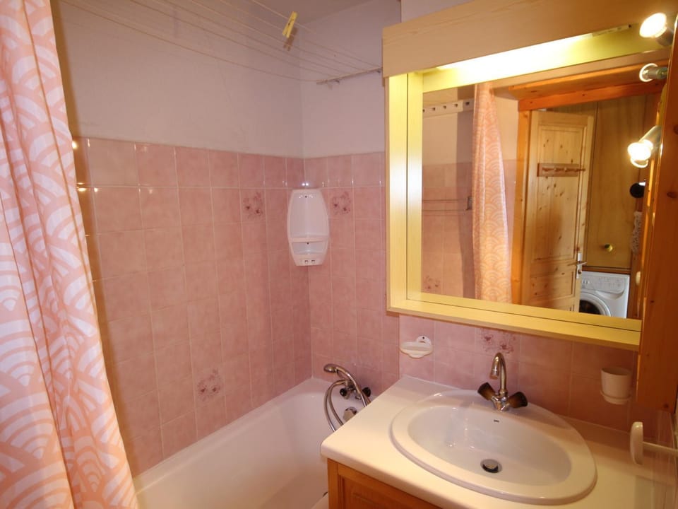 Charmant studio cabine avec balcon et vue sur pistes - FR-1-293-288 Cabin in Villard-sur-Doron