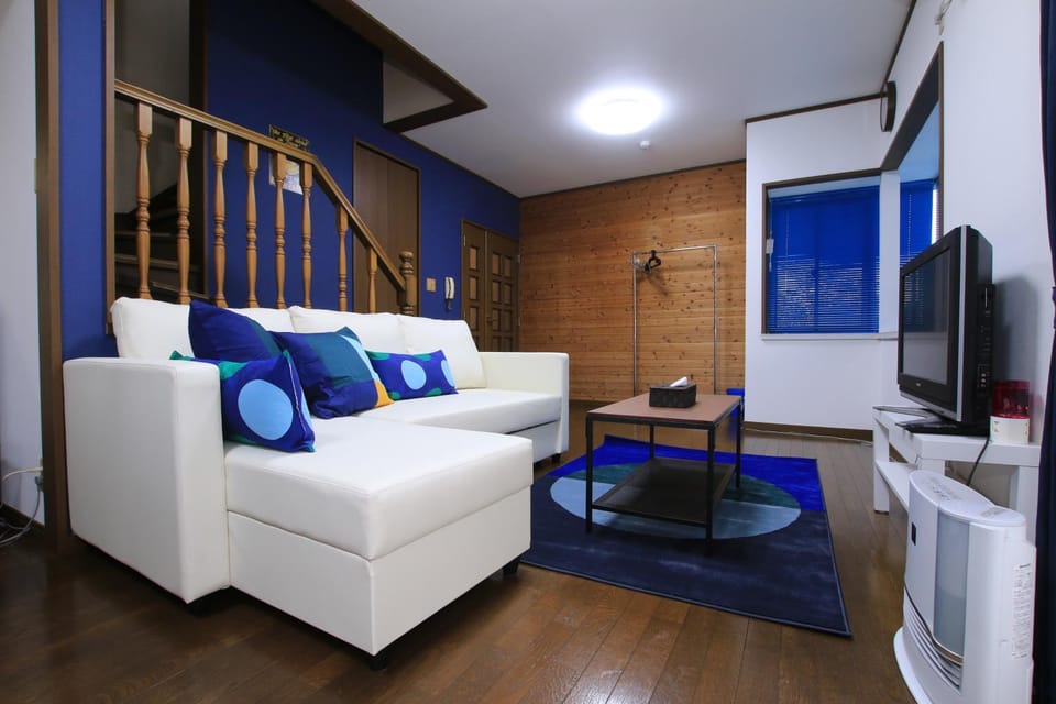 TV and multimedia, Living room, Photo of the whole room