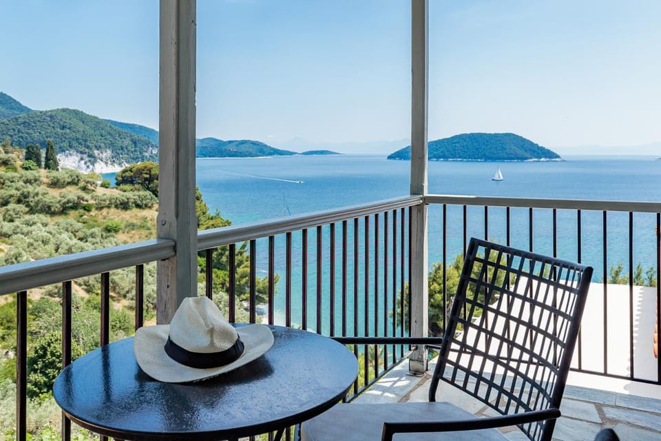 Balcony/Terrace, Mountain view, Sea view