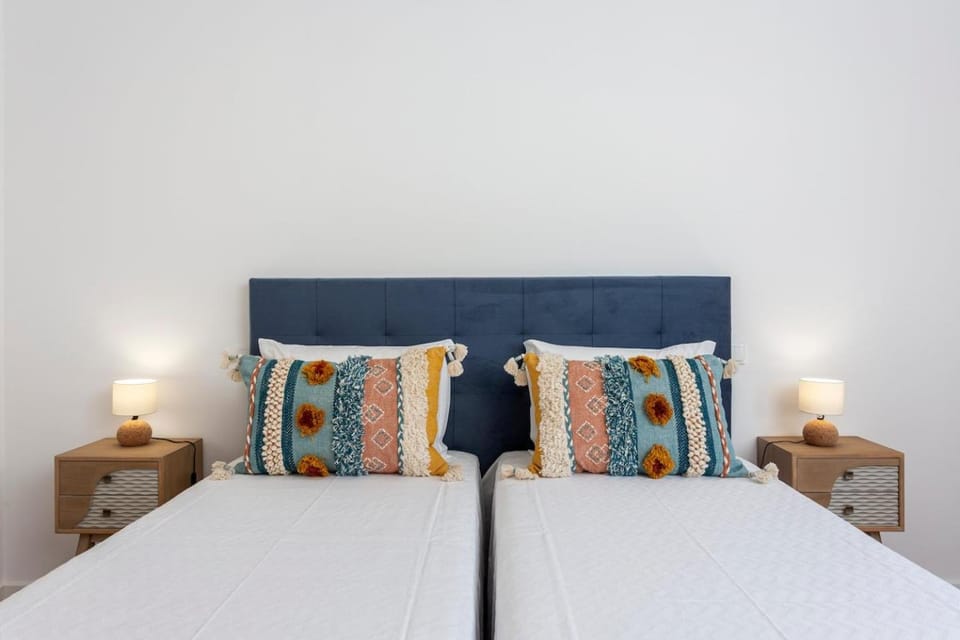 Luxury Vau Beach Villa with Private Heated Pool Villa in Alvor