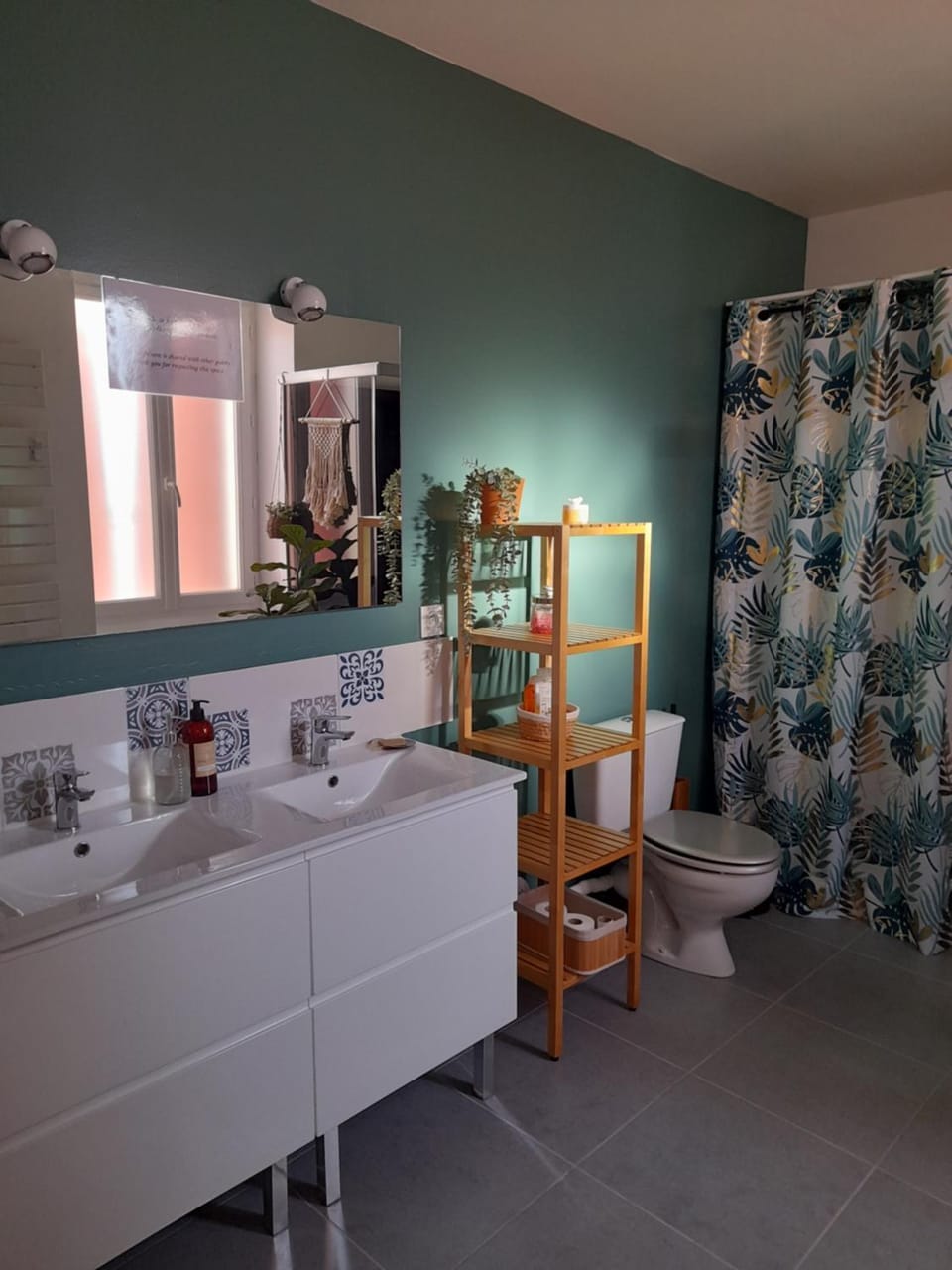 Les Hirondelles Bed and Breakfast in French Basque Country