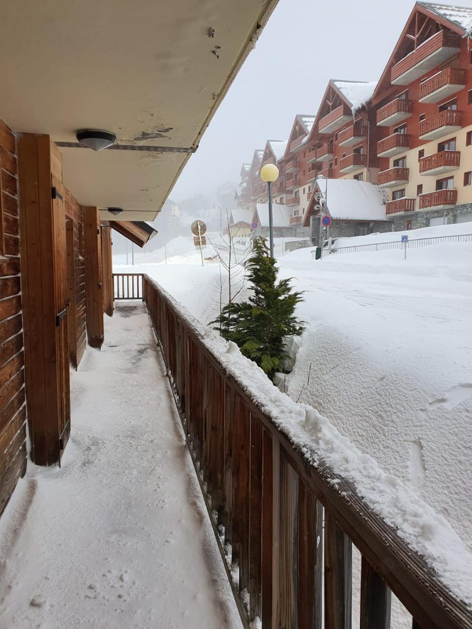 Property building, Facade/entrance, Neighbourhood, Winter, View (from property/room)