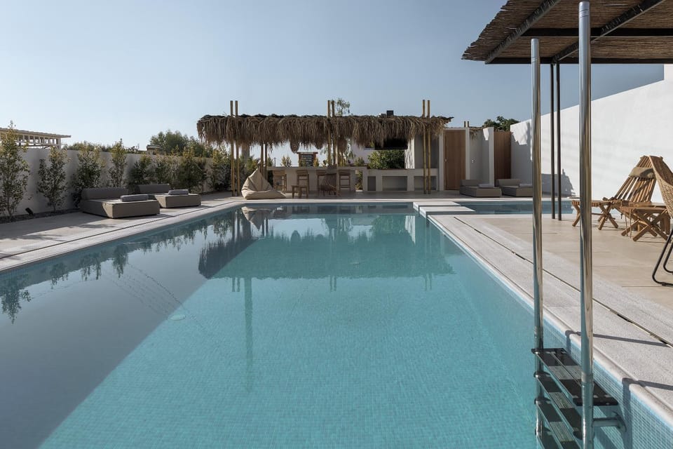 Swimming pool, Swimming pool