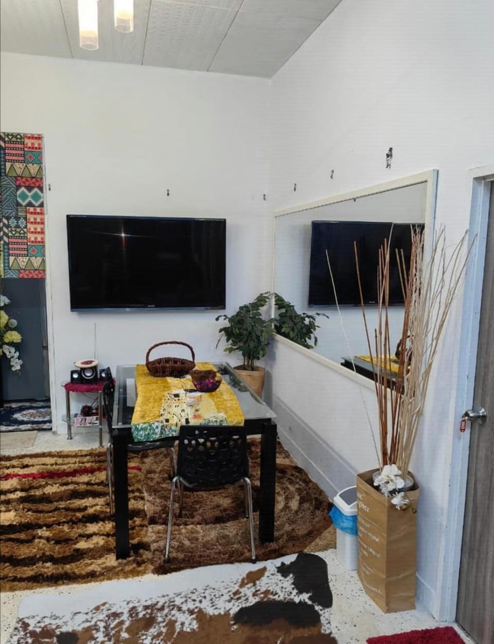 little heritage home House in George Town