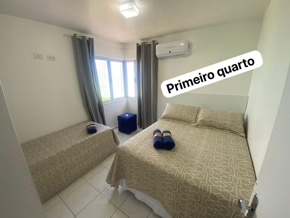 Bed, Photo of the whole room, Bedroom, air conditioner