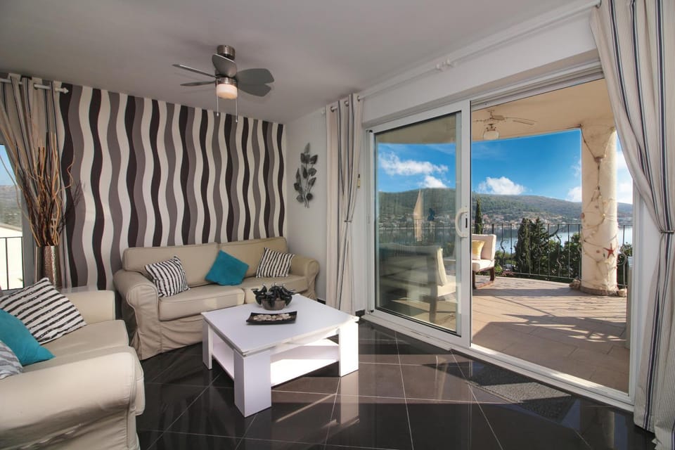 Vistamar Apartment in Šibenik-Knin County, Croatia