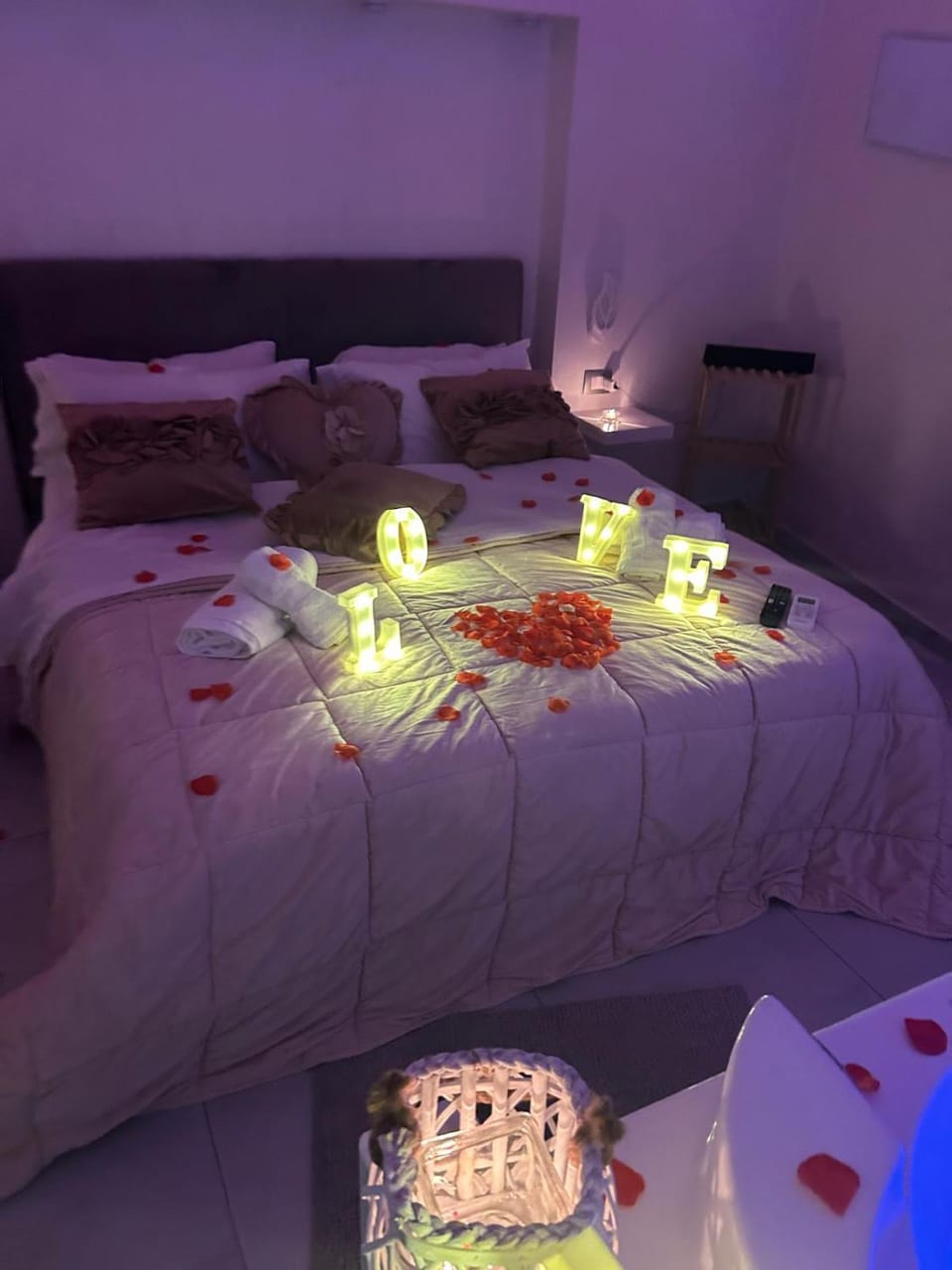Hot Tub, Hot Tub, Bedroom