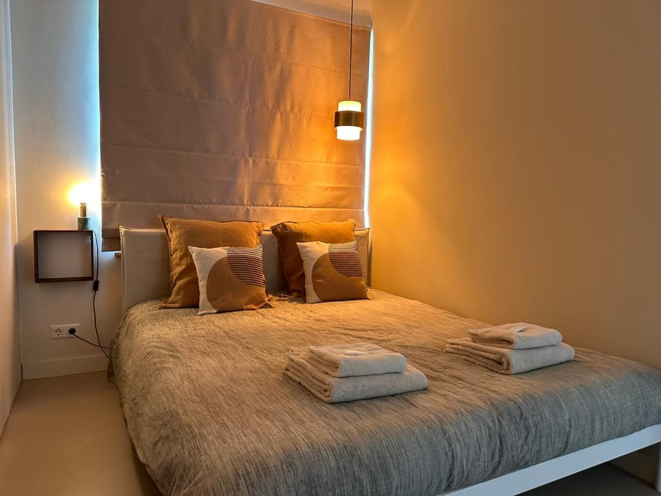 City & Nature-Amsterdam NextDoor Free parking 8 person 2 kitchens Bed and Breakfast in Amsterdam
