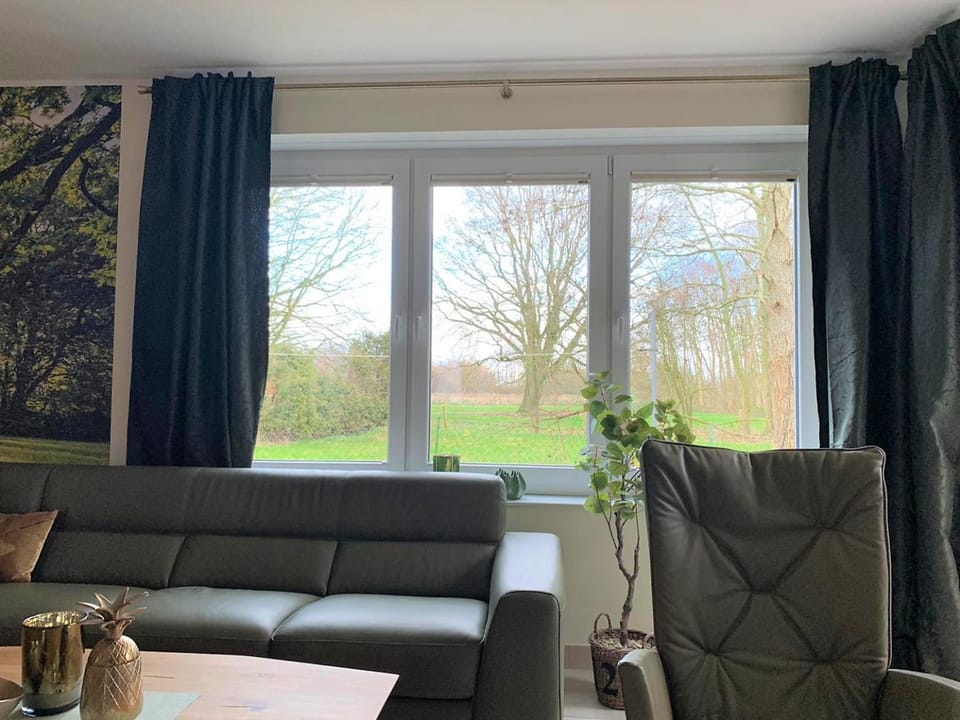 Landblick 4 - Luxusferienhaus für bis zu 7 Personen House in Norden