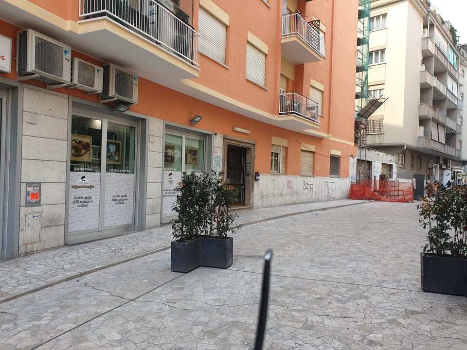 Property building, Street view