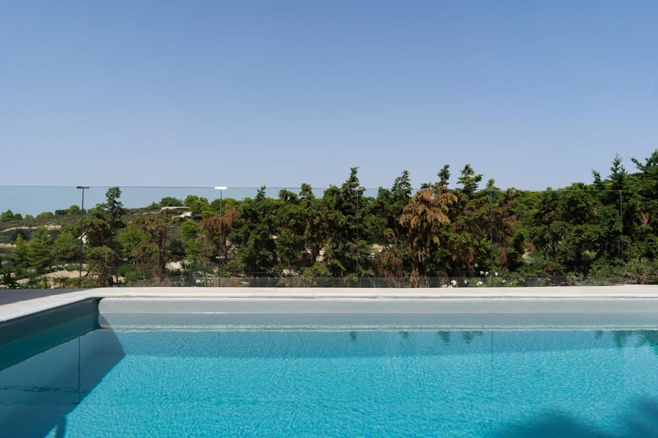 Day, Natural landscape, Pool view, Sea view, Swimming pool