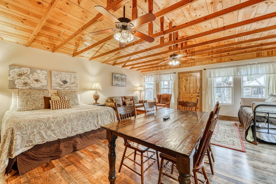The Studio @ Durst Haus Hotel in Fredericksburg