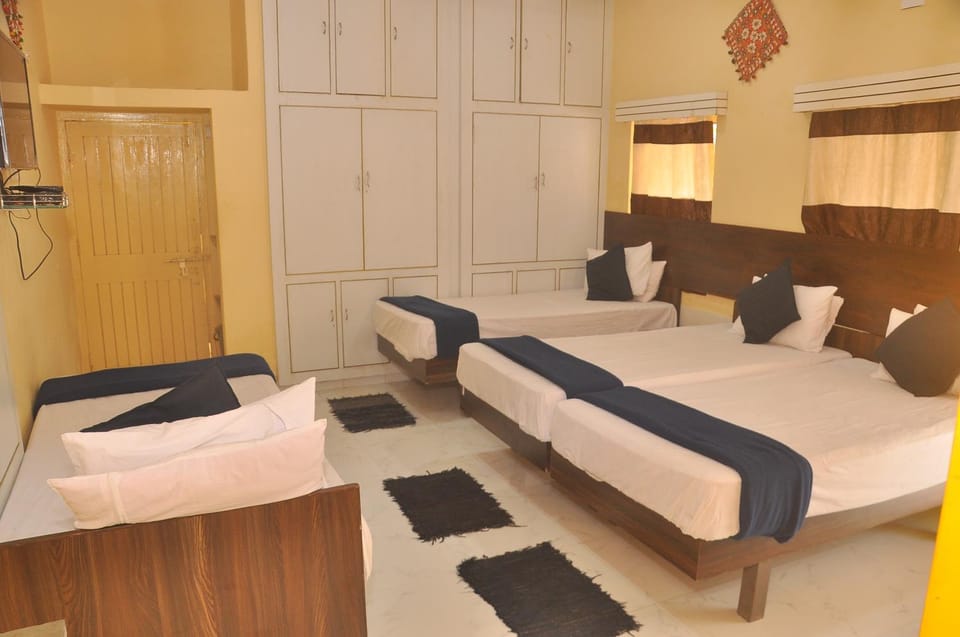 Chitrakut Bungalows Villa in Gujarat