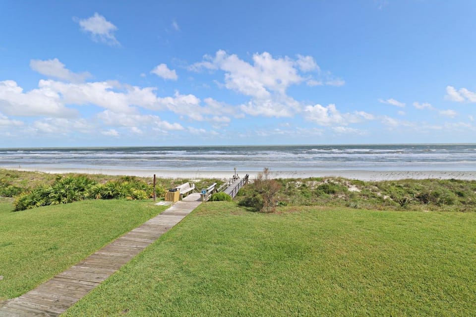 Sand Dollar 2-201 House in Crescent Beach