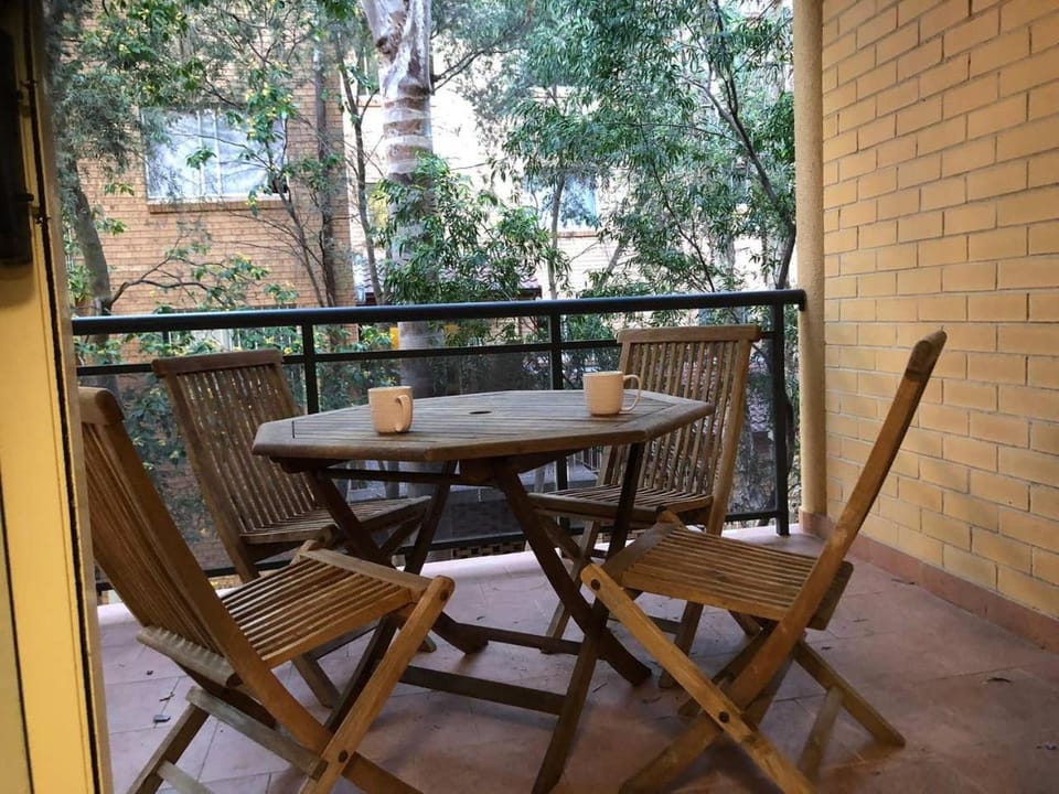 Escape to Strathfield for 8 guests Apartment in Sydney