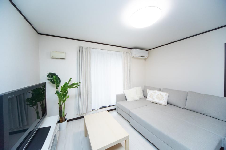 Awaji Central Inn Kuruma713 House in Hyogo Prefecture