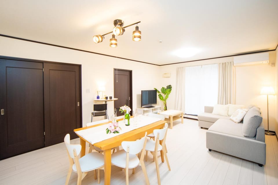 Awaji Central Inn Kuruma713 House in Hyogo Prefecture