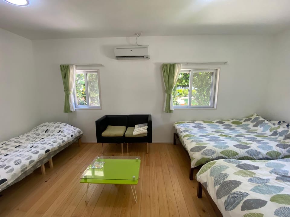 Fukugi INN 海まで徒歩1分 Villa in Okinawa Prefecture