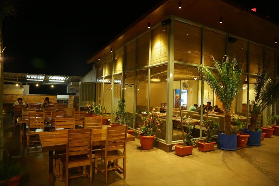 Restaurant/places to eat